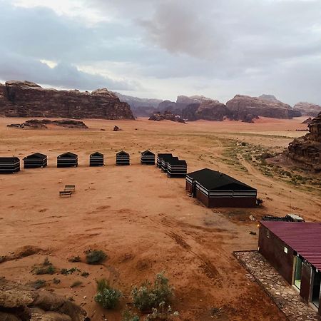 Wadi Rum Bedouin Heart Camp Exterior photo