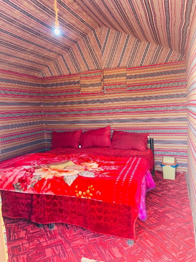 Wadi Rum Bedouin Heart Camp Exterior photo
