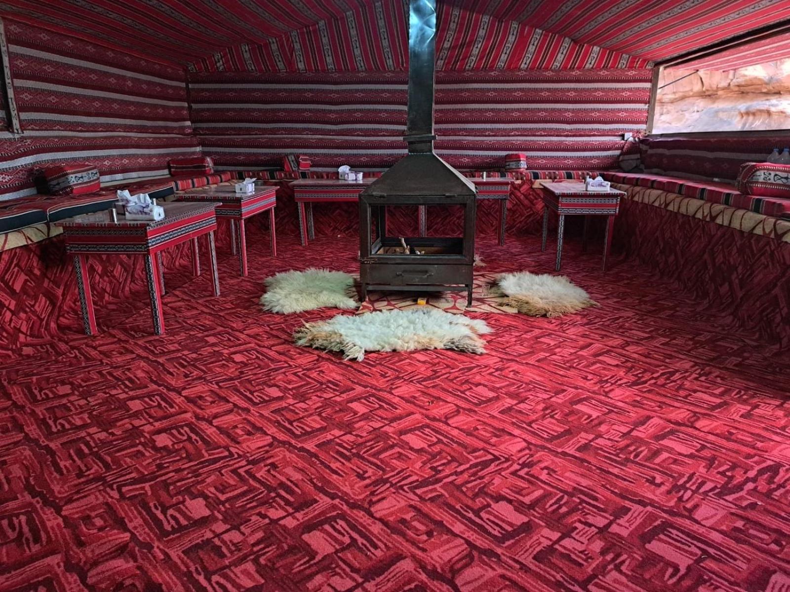 Wadi Rum Bedouin Heart Camp Exterior photo